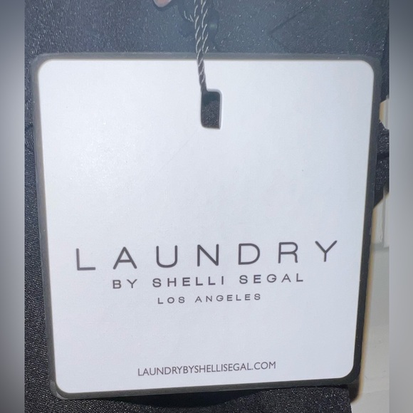 NWT Laundry by Shelli Segal Black Ruffle Shoulder Sheath Dress - Picture 4 of 5